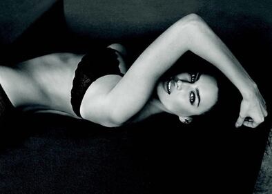 Irina Shayk nuda per GQ di settembre 6