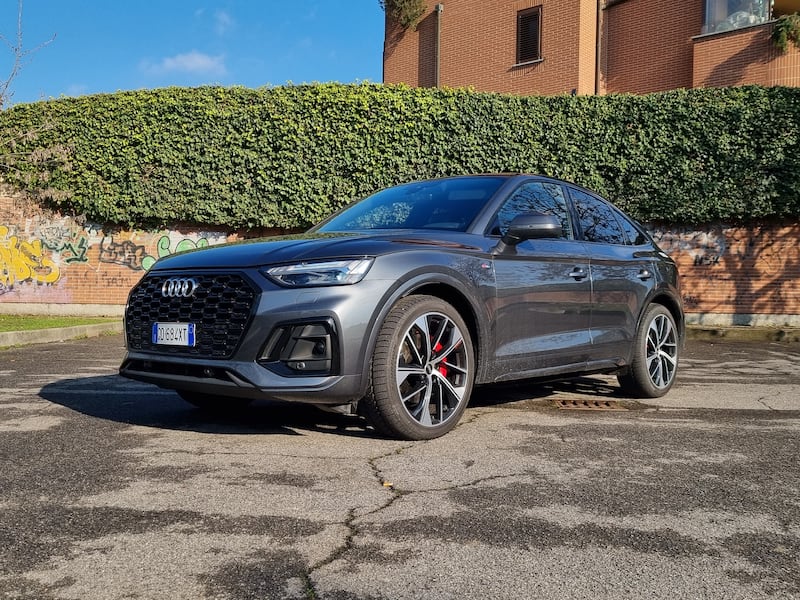 Audi Q5 Spoortback PHEV, guarda le foto 1