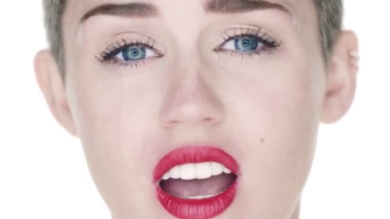 Miley Cyrus nuda per Terry Richardson 15