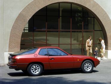 Porsche 928, le immagini 11