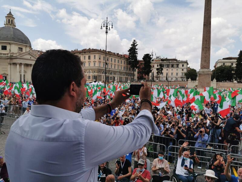 Manifestazione del centrodestra contro Conte 3