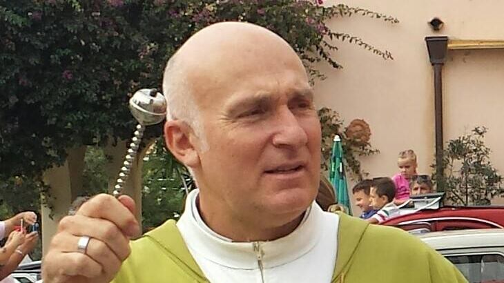 Terremoto, il parrocco di Boissano: "Sfollati nelle strutture e migranti nelle tende"
