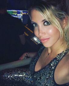 Wanda Nara bollente in una notte d'estate  5