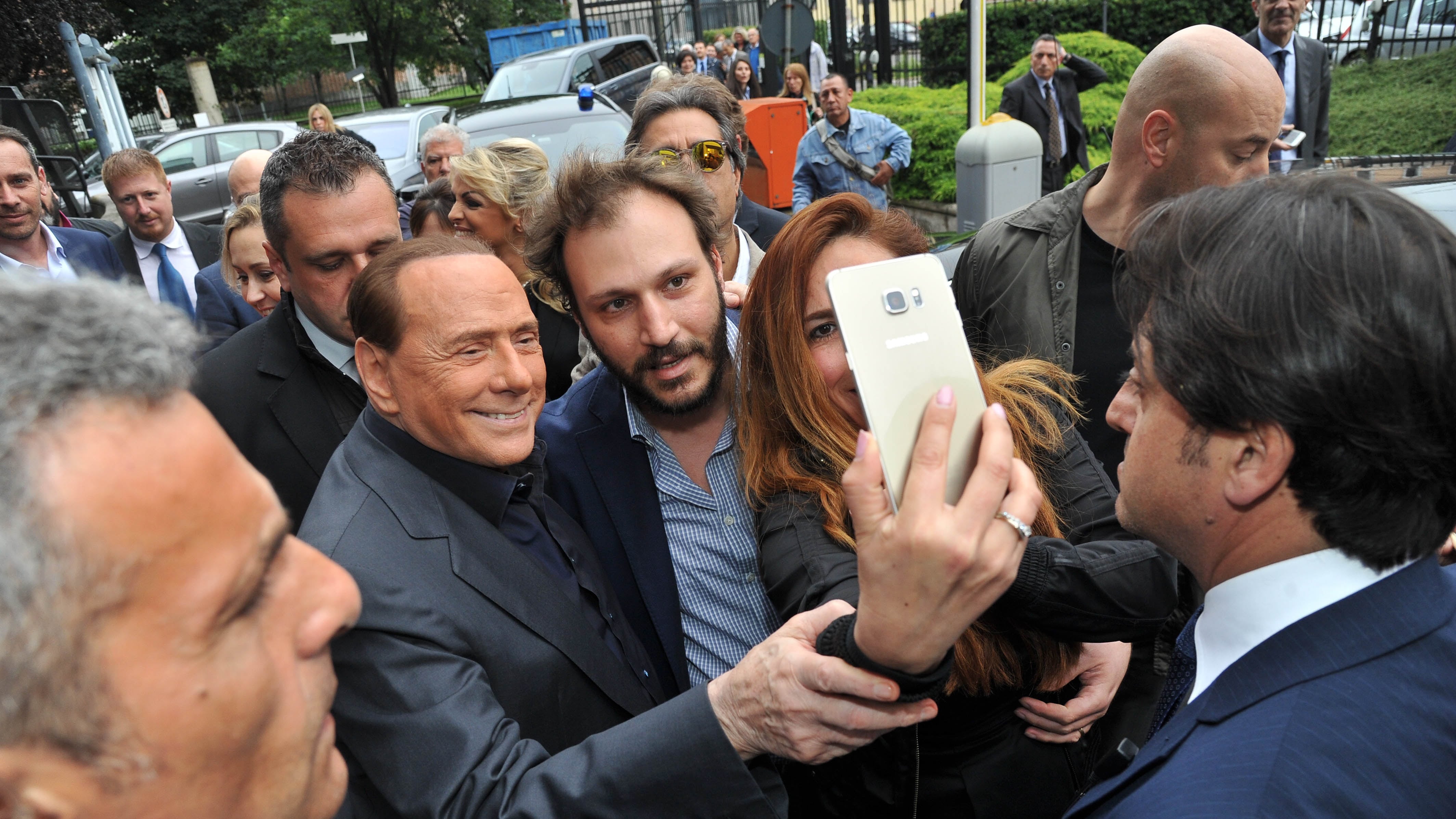 Berlusconi: "La sicurezza è un diritto"