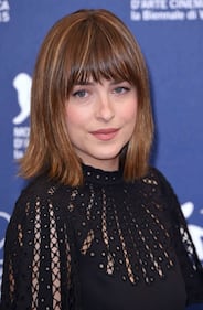 Dakota Johnson alla Mostra del Cinema di Venezia 11