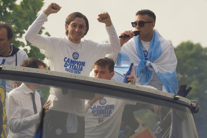 Milano si colora di nerazzurro: le immagini più bella della festa dell'Inter 17