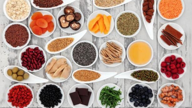 Sala, Fontana e Sangalli chef nel food talent "Le 7 virtù del cibo"