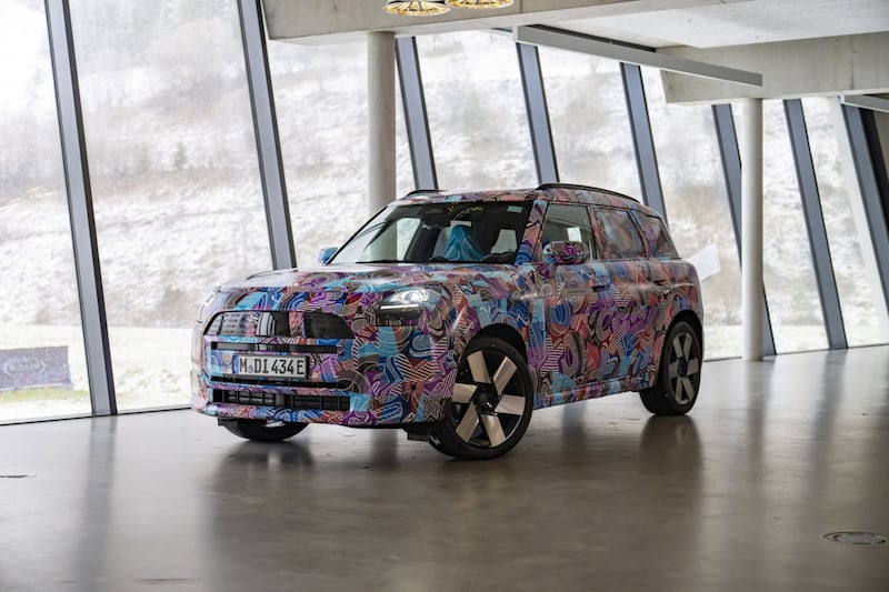Mini