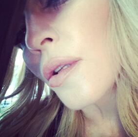 Le star che si fanno più selfie, da Madonna a Kim Kardashian 27