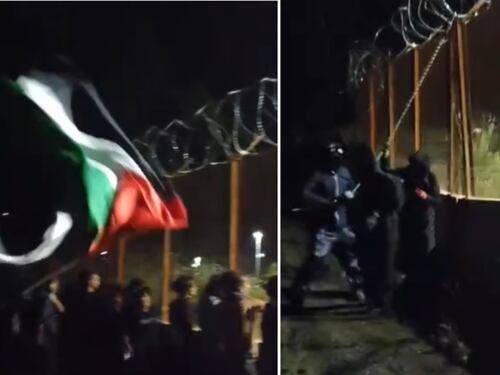 Recinzioni sradicate e botti di disturbo: il "campeggio studentesco" assalta i cantieri Tav