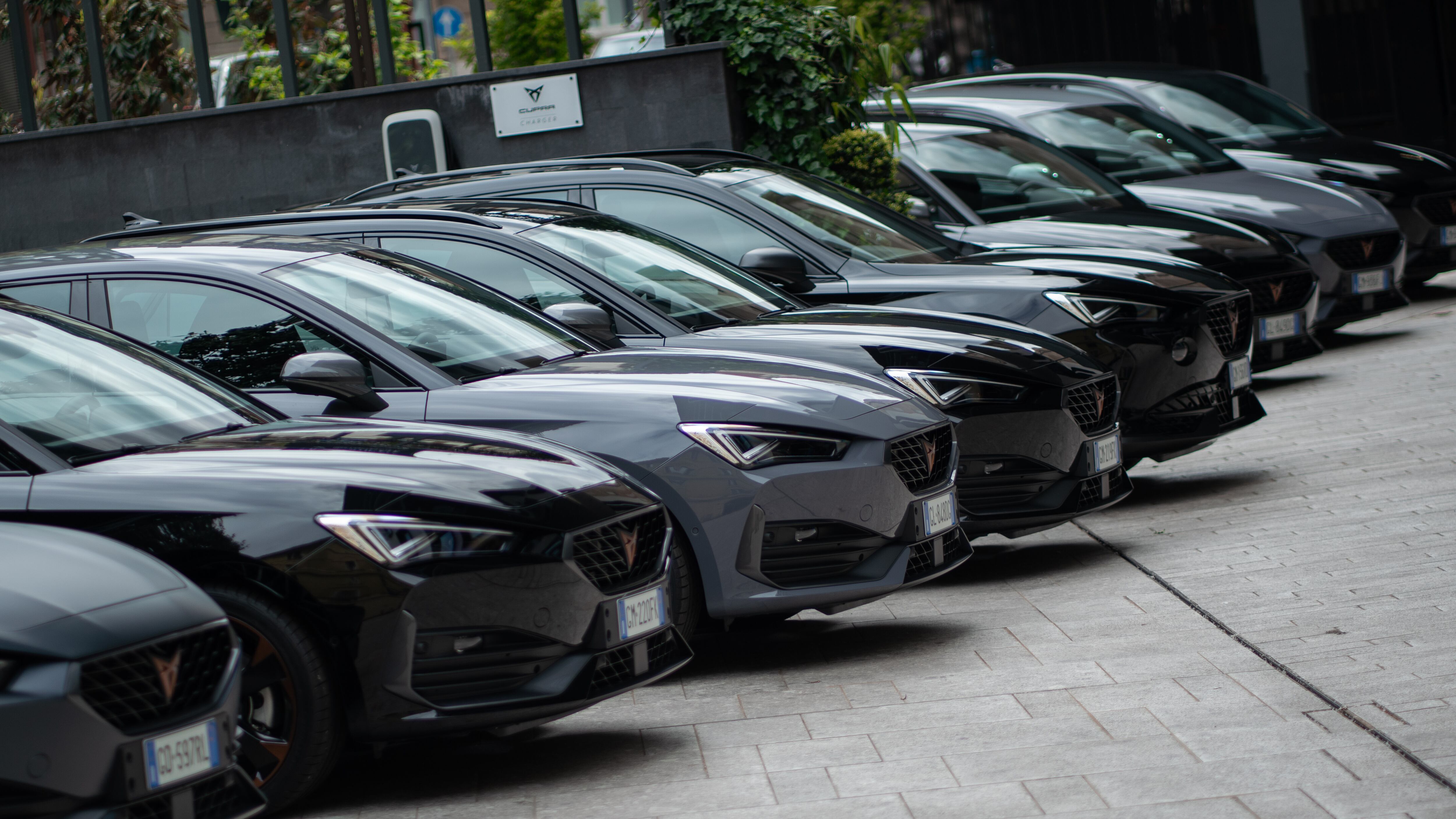 Le novità di Cupra: Leon mild-hybrid e Formentor Tribe Edition. E naturalmente il padel