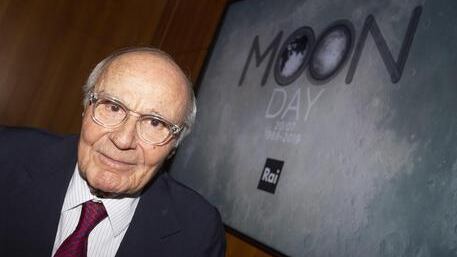 Morto Tito Stagno a 92 anni: raccontò lo sbarco sulla Luna