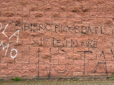 Modena e Bologna, le carceri devastate e le minacce sui muri 1