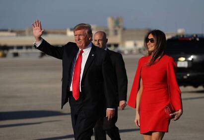 Melania Trump, First Lady da un anno: tutti i look 13