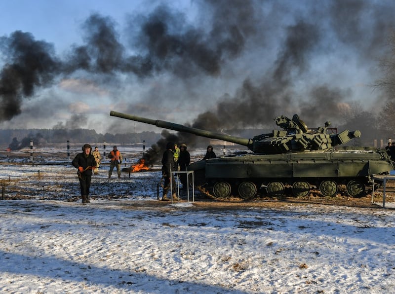 Ucraina, Poroshenko partecipa a un'esercitazione militare 12