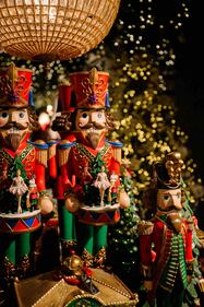 La magia del Natale arriva a Milano a "Palazzo Magia" 7