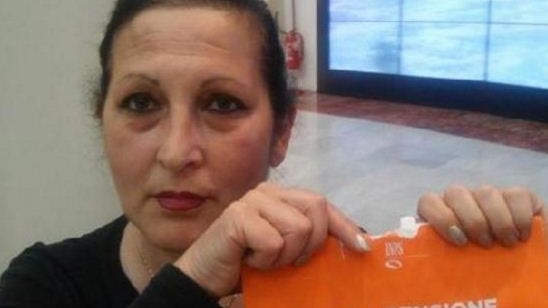 Le arriva la busta dell'Inps: "Un colpo al cuore" 