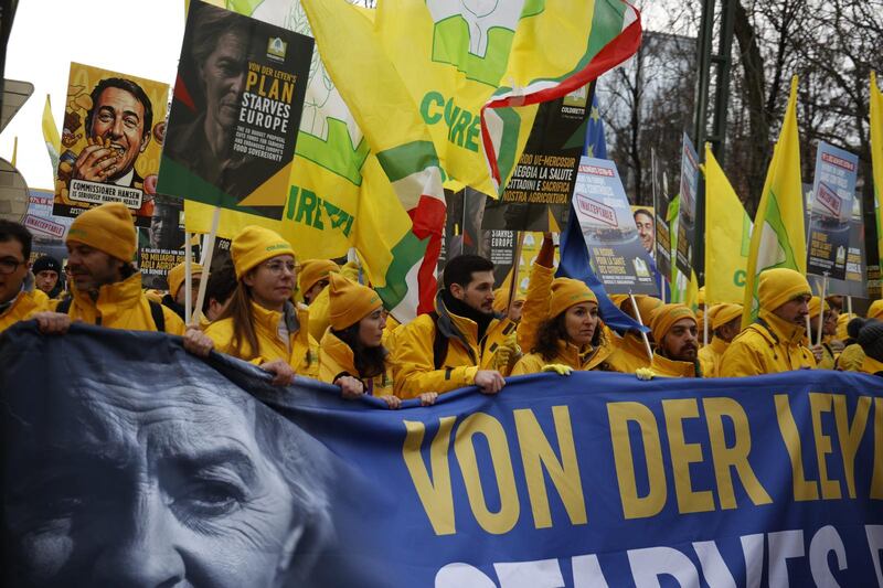 Coldiretti in piazza a Bruxelles contro i tagli alla Pac: "Così si mette a rischio il cibo europeo" 1