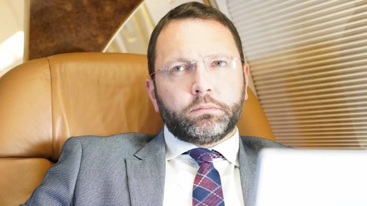 "La guerra si fa anche con armi ibride". Cosa succede in Ucraina