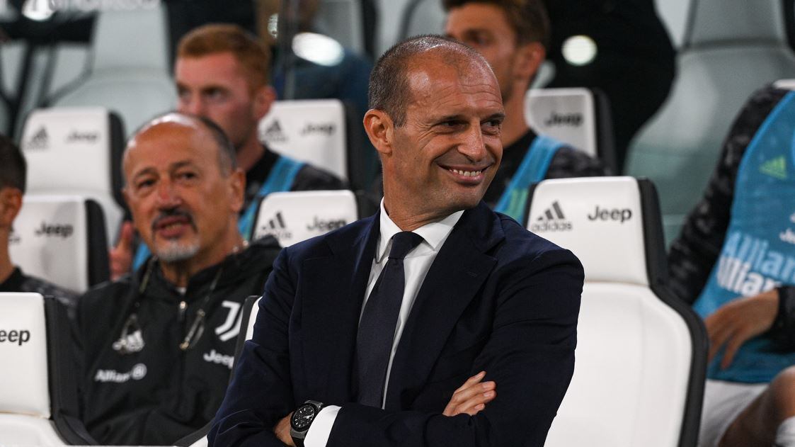 Allegri infiamma Inter-Juventus: "Loro favoriti". Simone Inzaghi: "Se lo dice lui..."