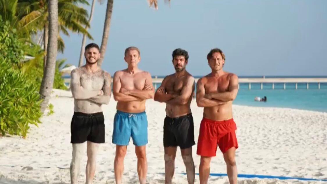 Selvaggia Lucarelli contro i vip alle Maldive: “Le marchette lasciatele a chi deve guadagnarsi la pagnotta”