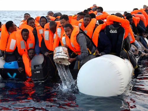 Migranti, sbarchi record in Italia. In un mese quasi 10 mila arrivi