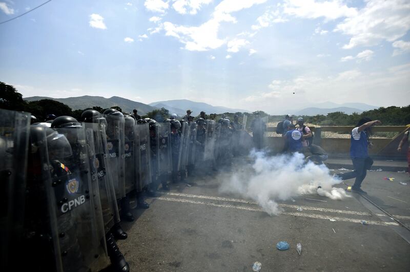 Scontri  al confine fra Venezuela e Colombia 1