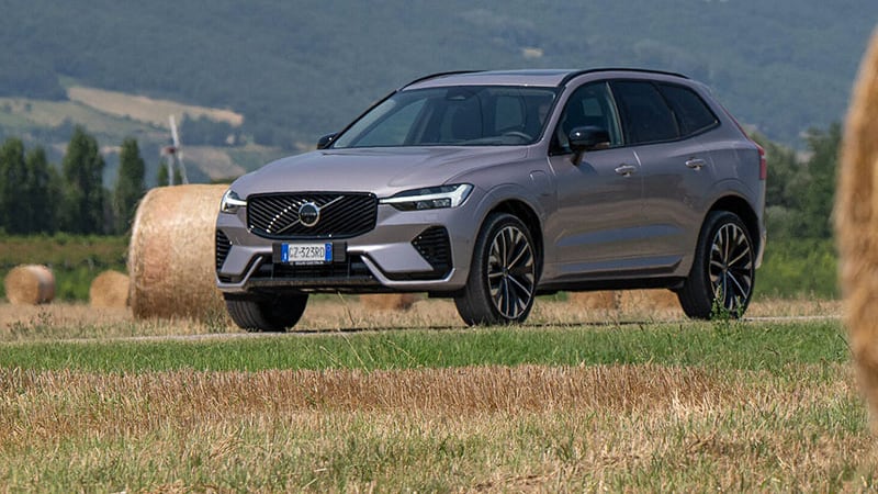 Volvo XC60 Plug-in MY2026: lusso, funzionalità e tecnologia