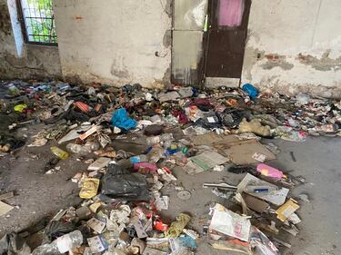 Milano, degrado in via Sbodio 1