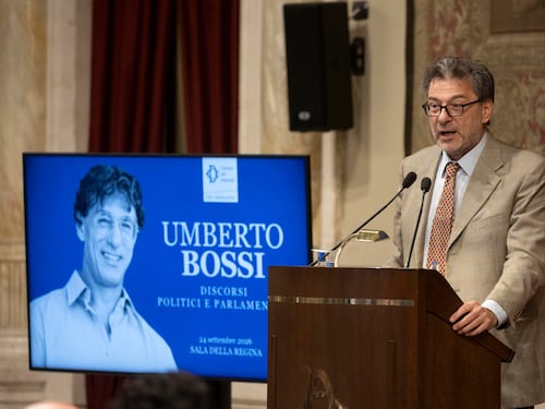 Bossi, i camionisti e la carezza di Wojtyla