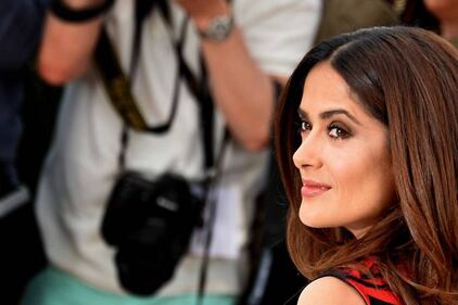 Salma Hayek, il seno esplosivo dell'attrice 5