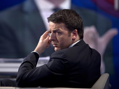 Renzi tira dritto sull'Italicum: "Partitini arrabbiati? Si arrangino"