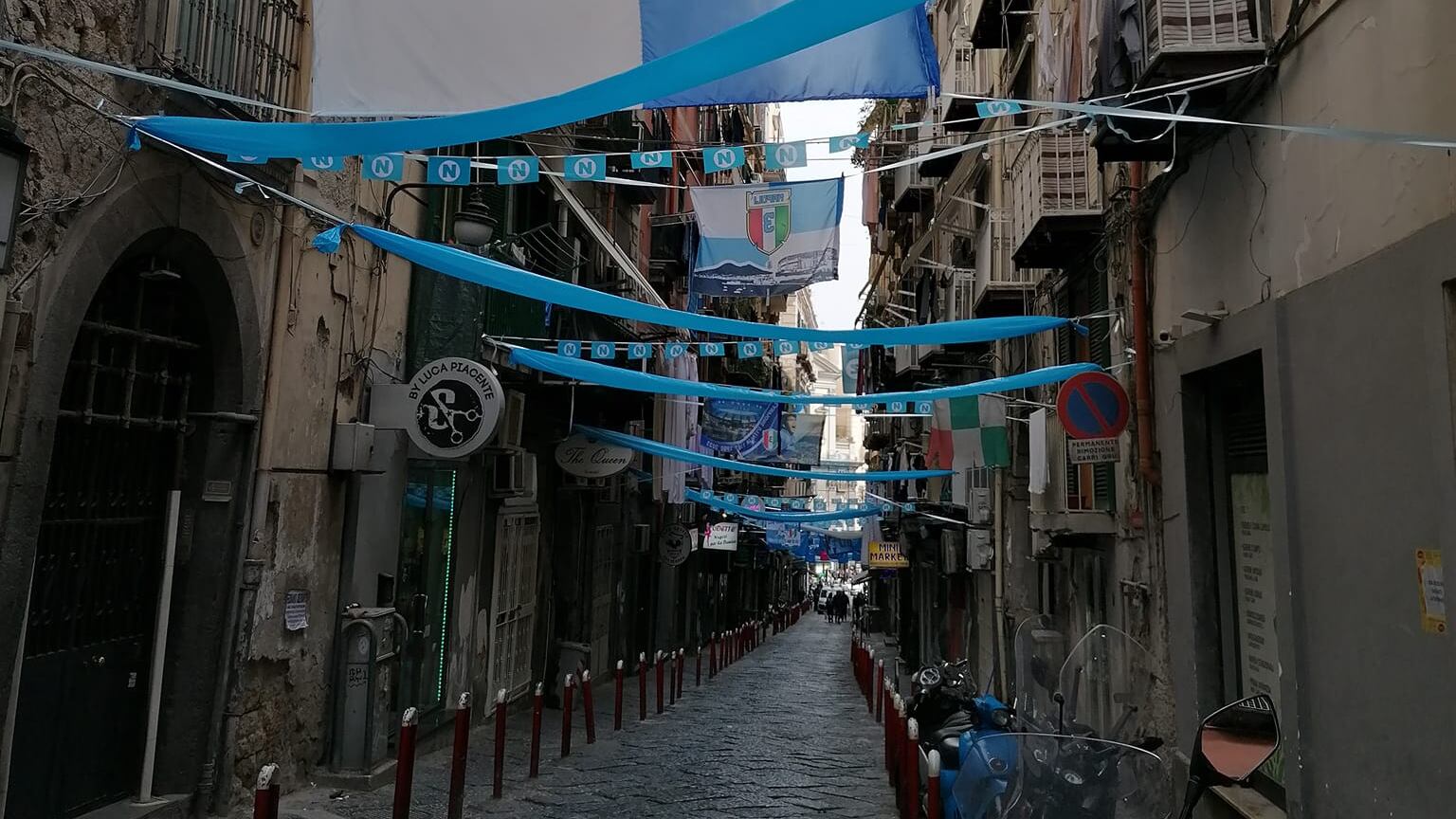 Festeggiamenti scudetto Napoli, i residenti temono danni alle auto: è caccia ai garage privati