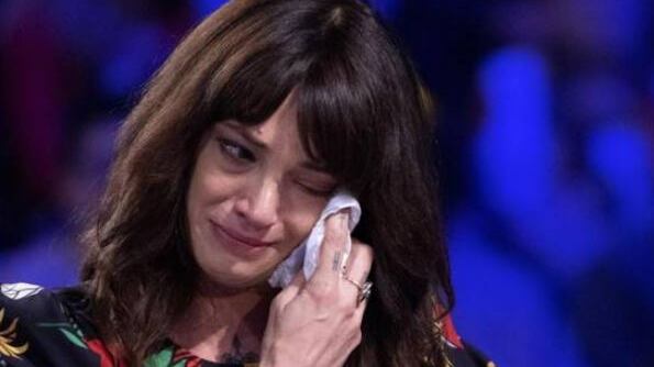 Scintille su Twitter tra la Argento e Feltri