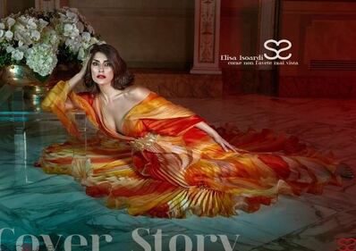 Elisa Isoardi senza reggiseno: foto 4