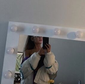 Ariana Grande sexy su Instagram 7