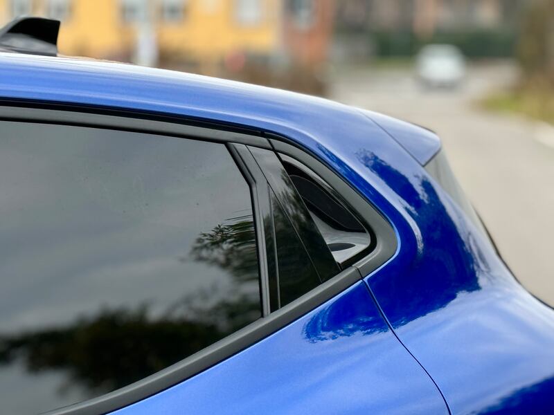 Renault Clio E-Tech: guarda la gallery della citycar ibrida francese 8