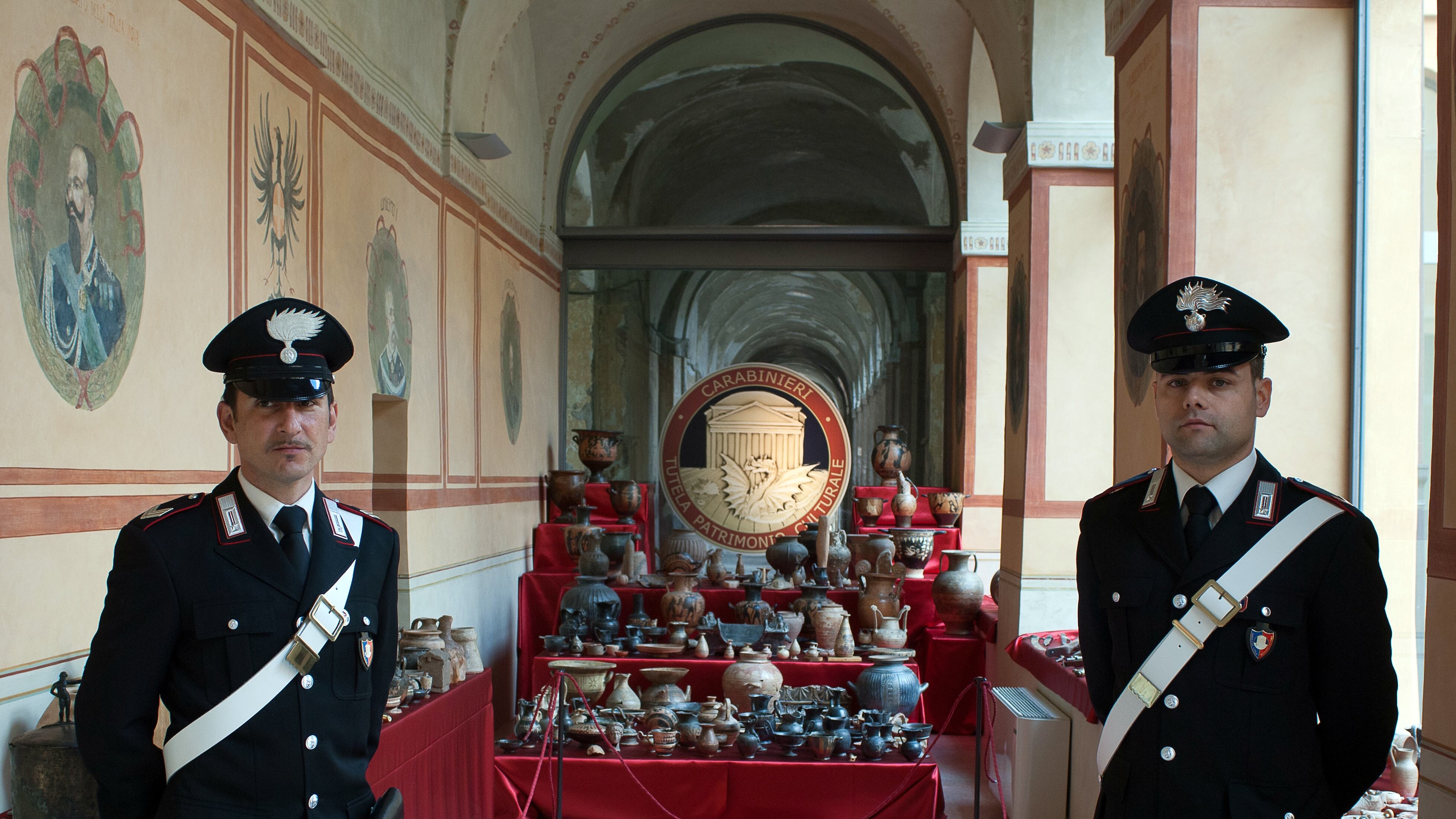 La difesa dell'arte fa 50 anni: "Il Perugino preso ai narcos"