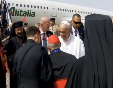 Papa Francesco arriva al Cairo 6