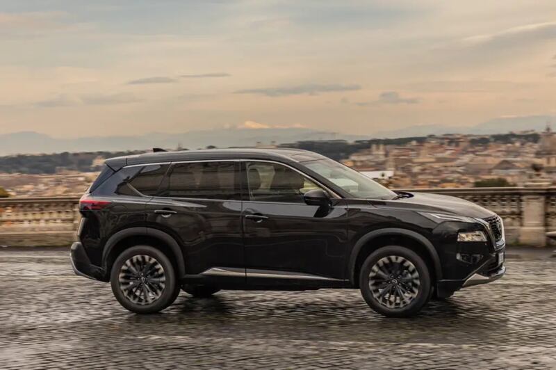 Nissan X-Trail 1.5 MHEV 2WD: guarda tutte le foto 9
