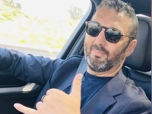 L'ex assessore imbarazza il Pd: pubblica un video a 260km/h. Lui si giustifica: "Ero in Germania"