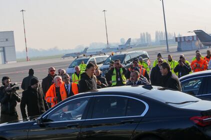 Ibrahimovic sbarca a Milano: le immagini del ritorno di Zlatan 7