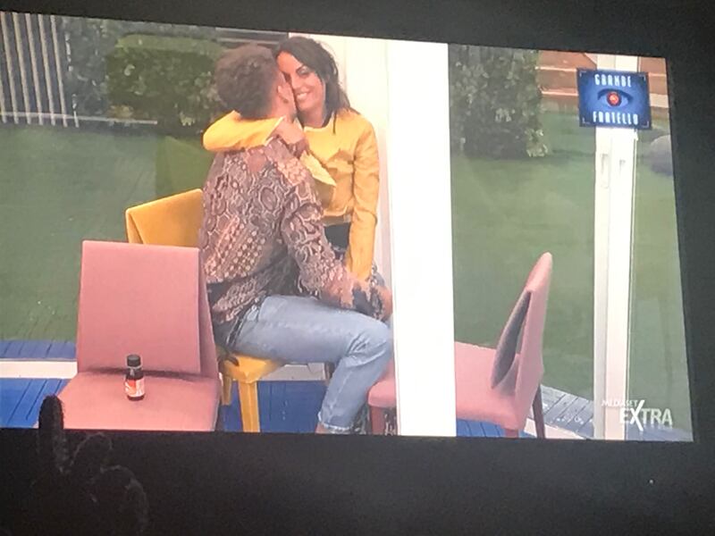 Al Grande Fratello scoppia la passione tra Francesca e Gennaro 7