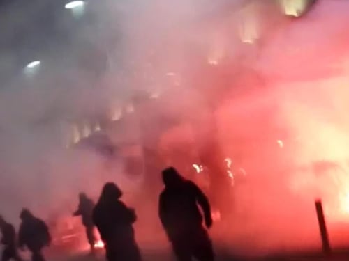“Meloni impiccata”. Nuove scritte minatorie a Bologna. 20 indagati per le minacce a Lepore