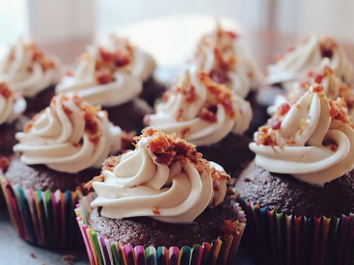 Voglia di dolci e snack? Ecco cosa significa