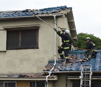 Giappone, terremoto colpisce Osaka 9