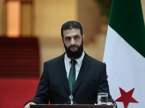 In Siria inizia ufficialmente l'era del post-Assad. Al Jolani presidente ad interim