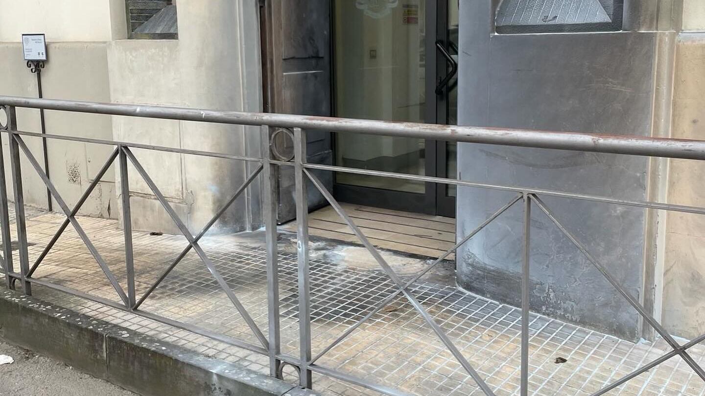Bombe anarchiche sui carabinieri. Chi è l'autore dell'attentato alla caserma di Firenze