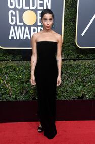 Golden Globe 2018, star in nero sul red carpet 14