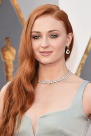 Sophie Turner, le foto sexy 19